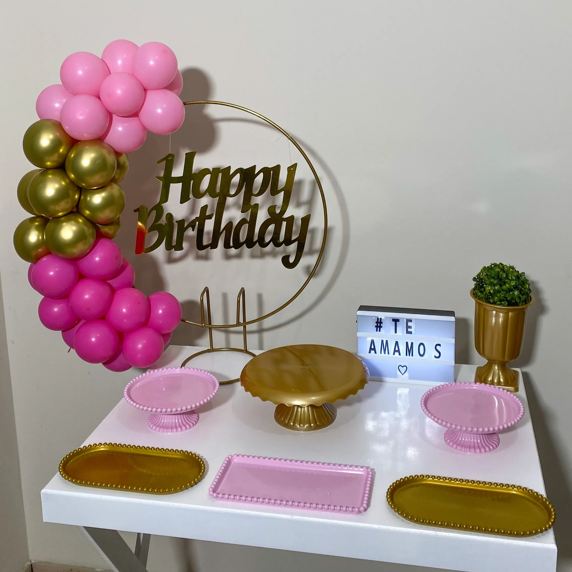 Kit Mesa - Happy Birthday Rosa e Dourado